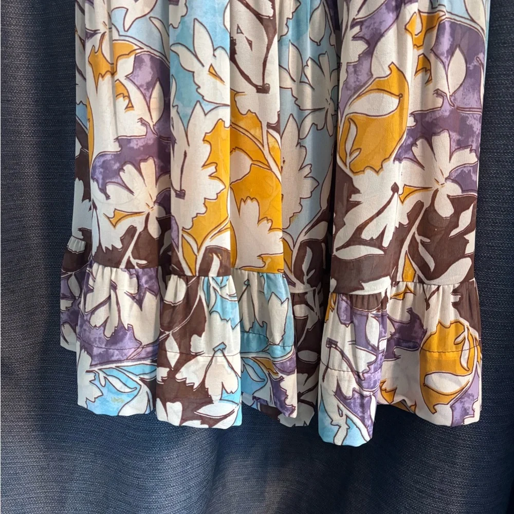 SO - Floral Tiered Maxi Dress - Picture 3 of 4